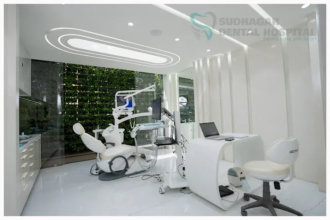 Treatment suite with green wall